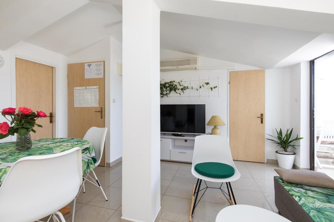 Apartment & Rooms Ivica Krk Town Luaran gambar