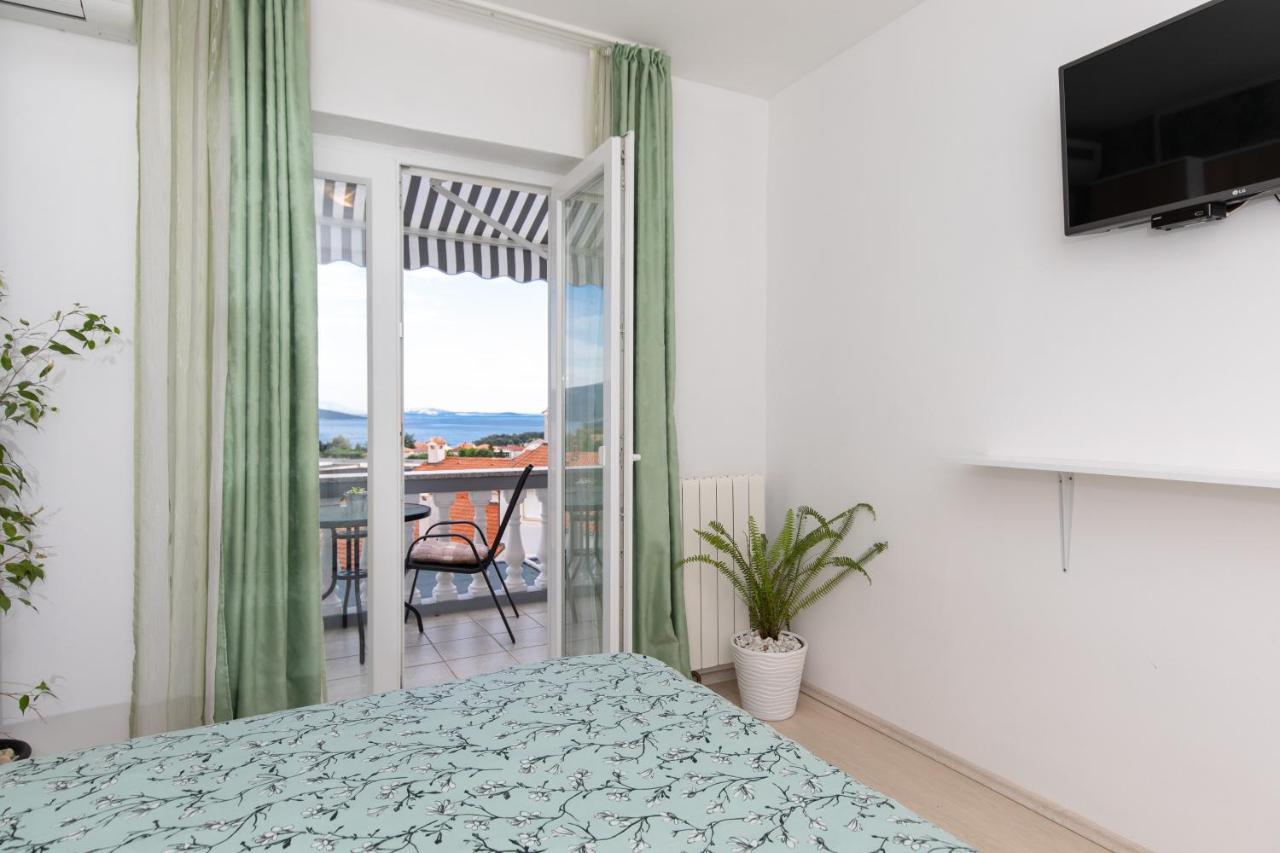 Apartment & Rooms Ivica Krk Town Luaran gambar