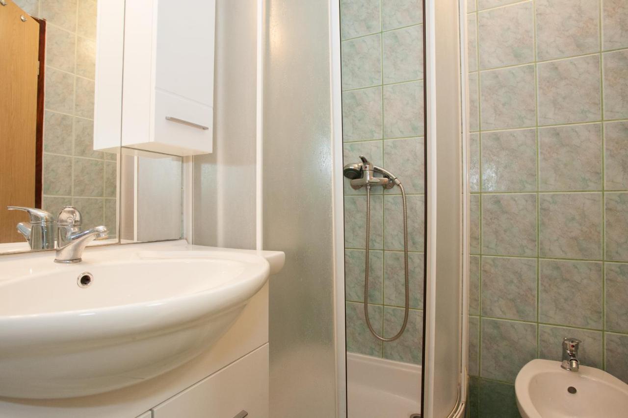 Apartment & Rooms Ivica Krk Town Luaran gambar